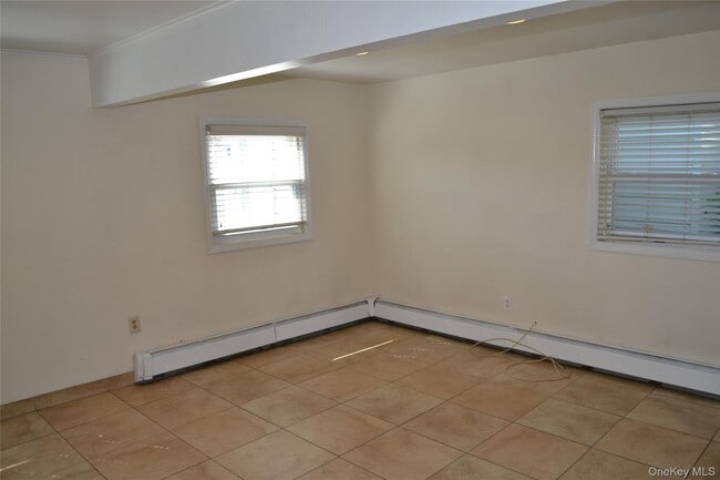 Photo - 516 Long Beach Rd