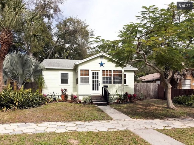 Photo - 609 Paris Ave S