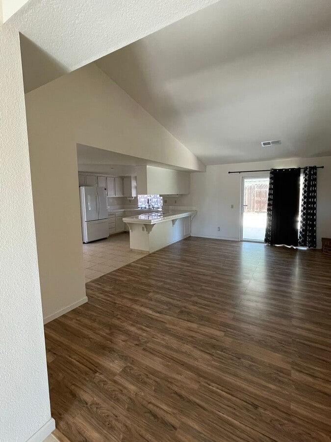 Photo - 122 Lime Ave