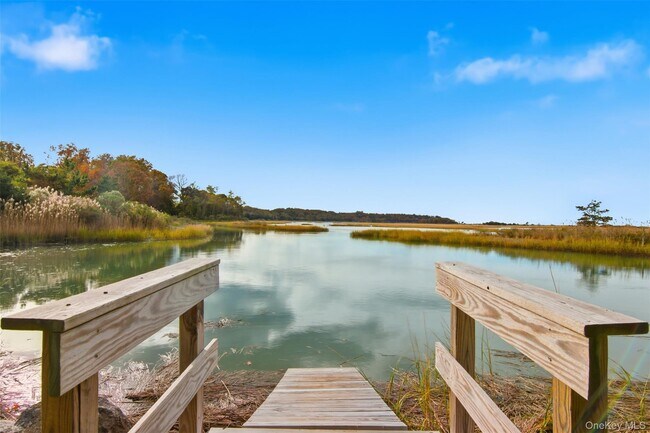 Photo - 14 Flax Pond Woods Rd