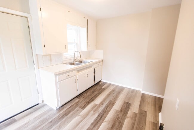 Photo - 3725 Watson Ave Unit 3725 Watson Ave