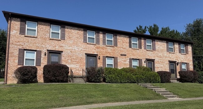 Photo - 212 Calumet Dr Unit 2