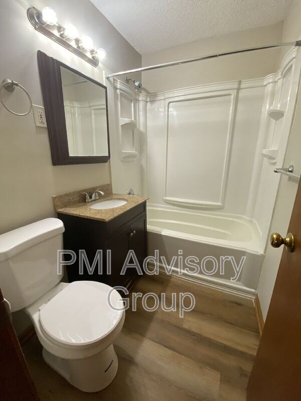 Photo - 2020 SW Atwood Ave