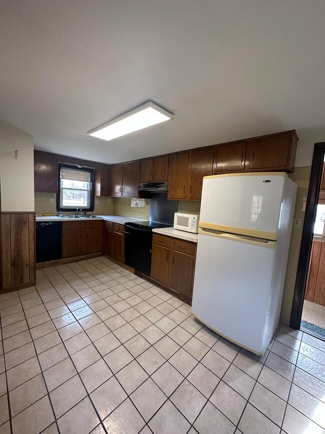 192 Dominion Rd Rental House Rental in Worcester, MA