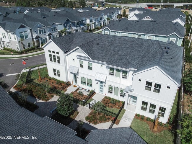 Building Photo - 7436 Calusa Ct Rental
