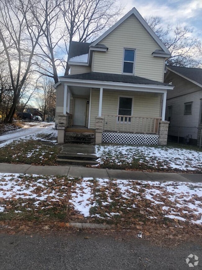 Building Photo - 514 Studebaker St Rental