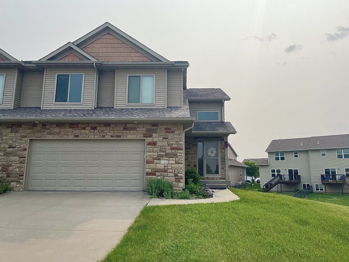 Photo - 1765 Sara Ct (North Liberty, IA)