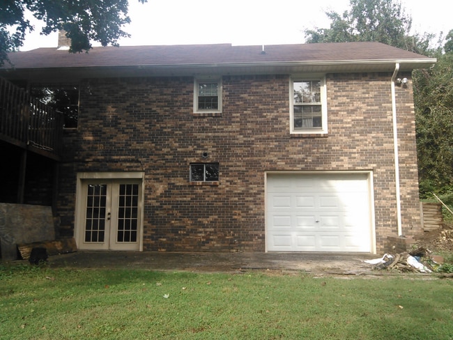 8310 Middle Butler Rd