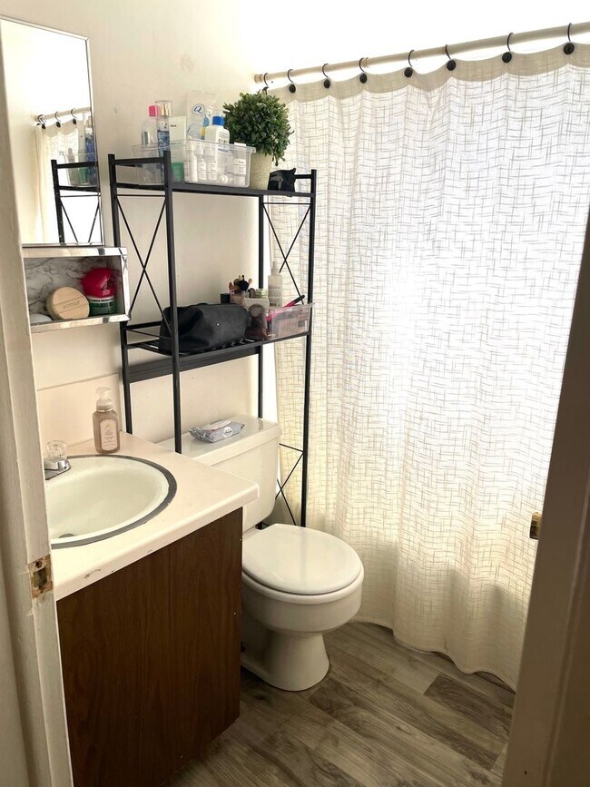 Photo - 1B/1B Pet Friendly Apartment South of BYU Unit 316