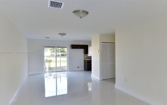 Photo - 1980 NW 54th St