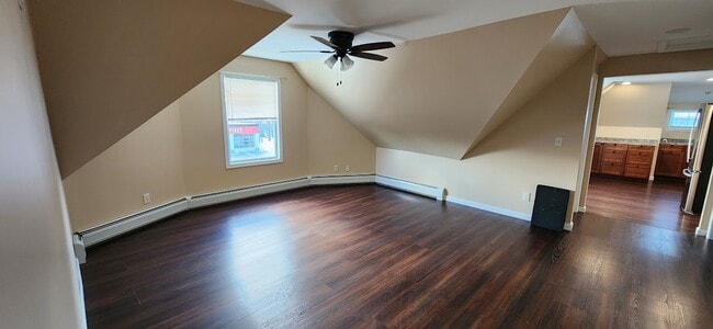 Living Room - 142 College Ave Unit #2