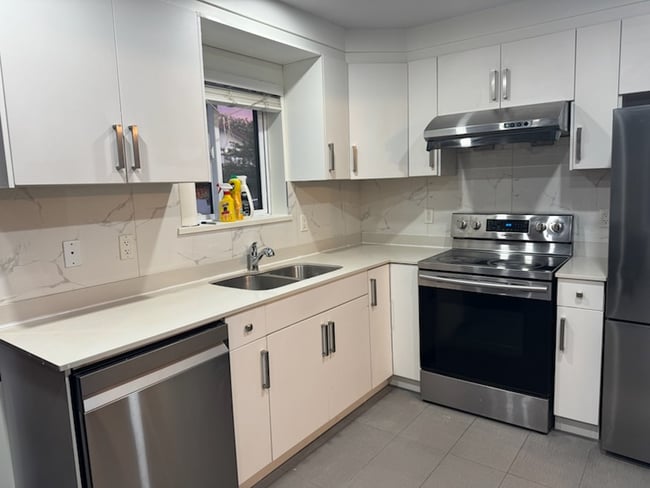 Photo - 1777 Lillooet St