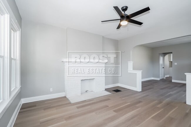 Photo - Welcome to this charming 3-bedroom, 1-bathroom house located in the heart of Columbus, OH!