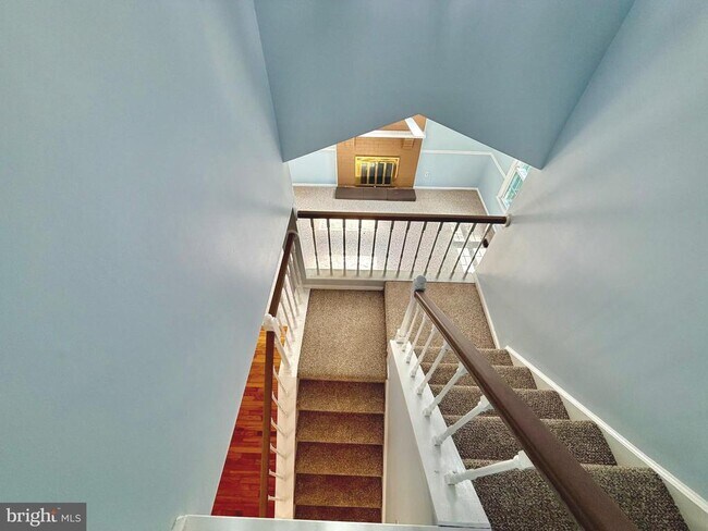 3141 Gershwin Ln