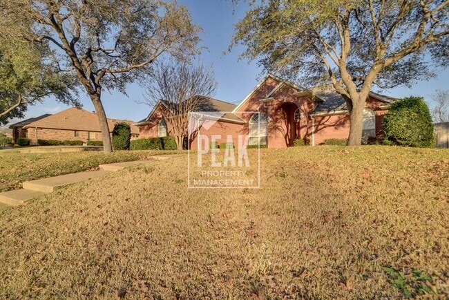 Photo - $2745! 3 Bedroom/ 2 Bathroom Home for Rent in KELLER ISD!