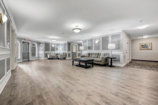 Kings View Apartments (55+ Active Community)