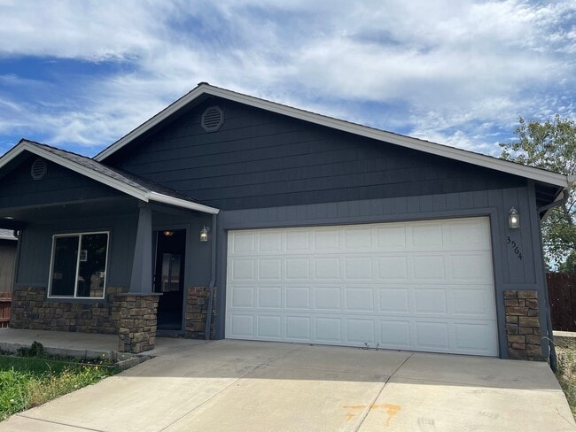 Photo - Great 3 Bedoom 2 Bath Home