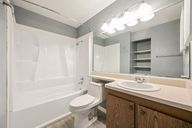 Photo - 940 S Walden Way Unit 202