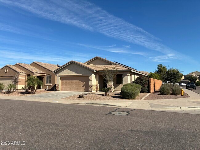 Photo - 8011 S 70th Dr