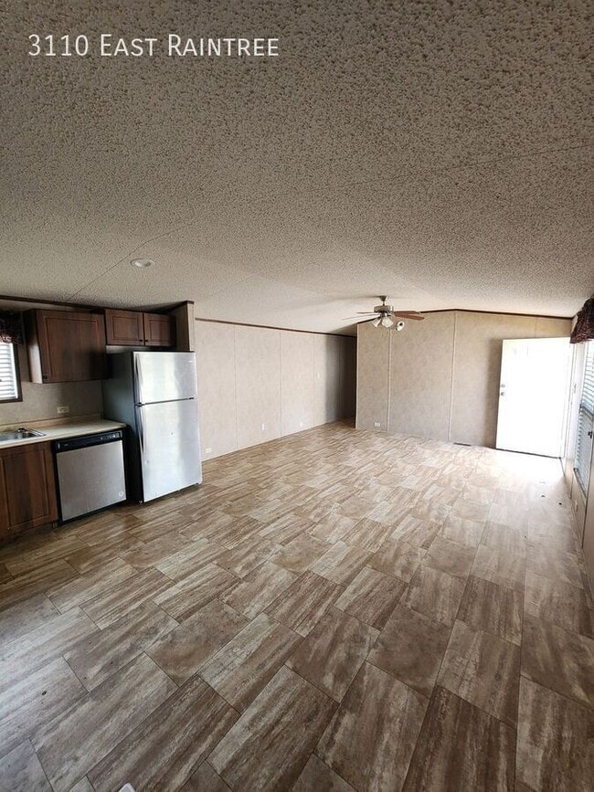 Photo - 3110 East Raintree-