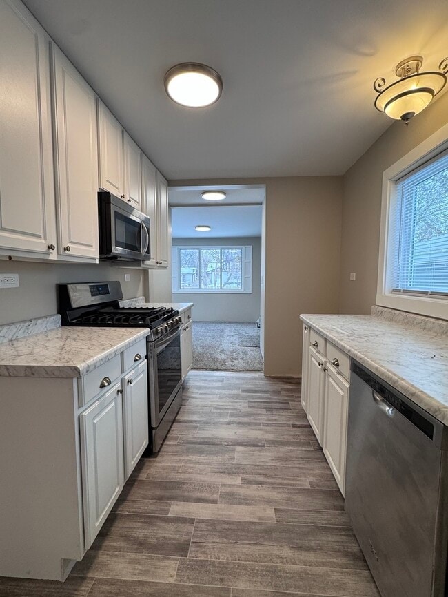 Photo - 14240 Linder Ave