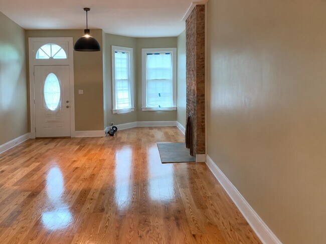 49 Park St Unit 1