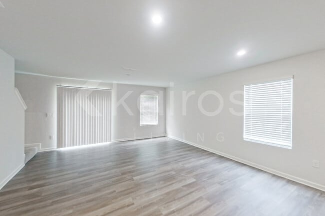 Photo - 342 Ironwood Ct