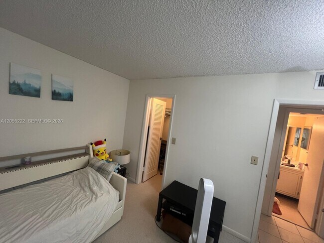Photo - 3100 W Rolling Hills Cir Unit 709