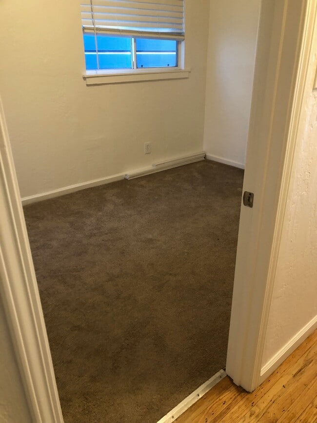 Building Photo - 347 San Carlos St Unit APARTMENT FOR RENT