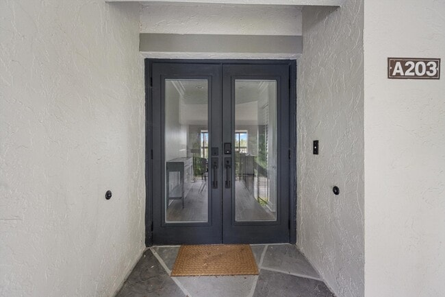 Photo - 11223 Pond View Dr