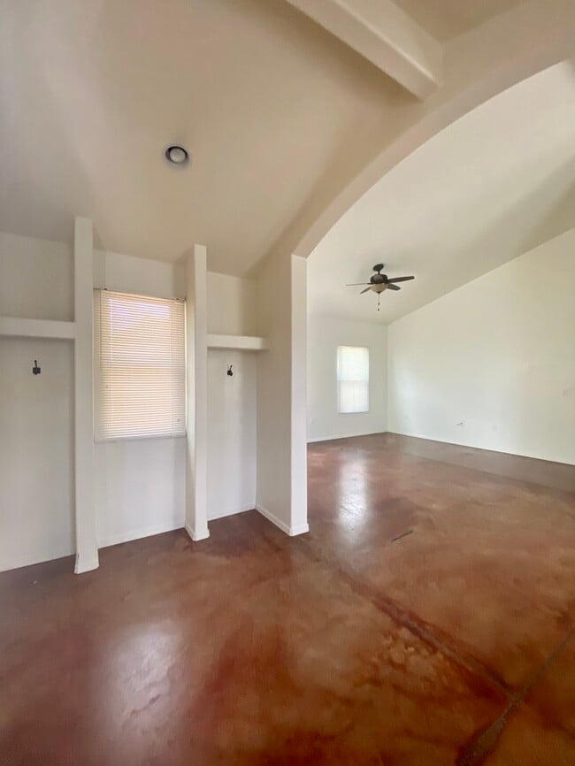 Photo - FOR RENT / Pre-Leasing