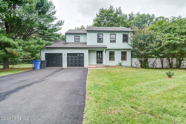 195 Edgemere Ct