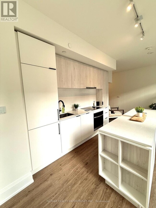 Photo - 89 Church St Unit 305