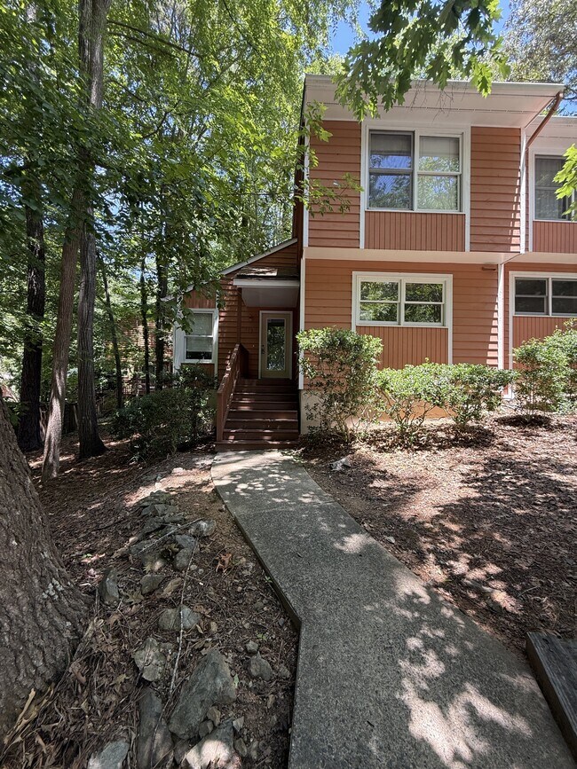 113 S Peak Dr