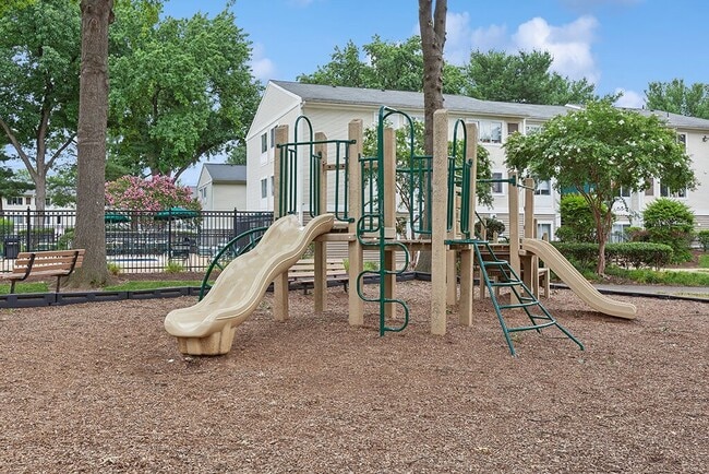 Leesburg Apartments