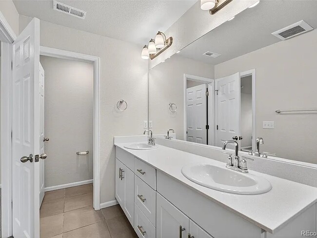 Photo - 5122 Buckwheat Rd