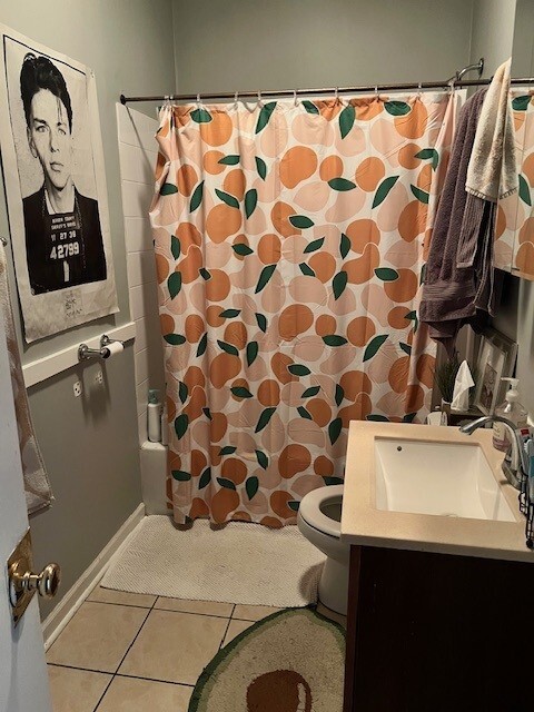 Bathroom 1 - Clark & Orchard Apartments