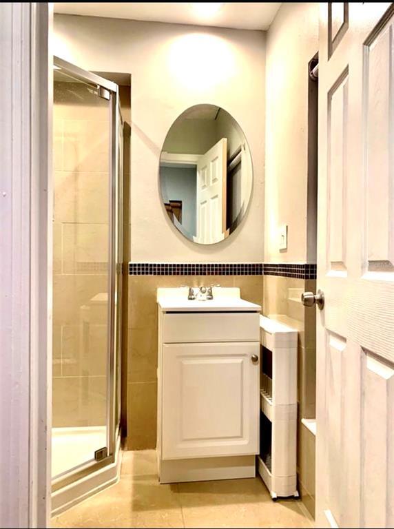 Photo - 947 Pinedale Ave