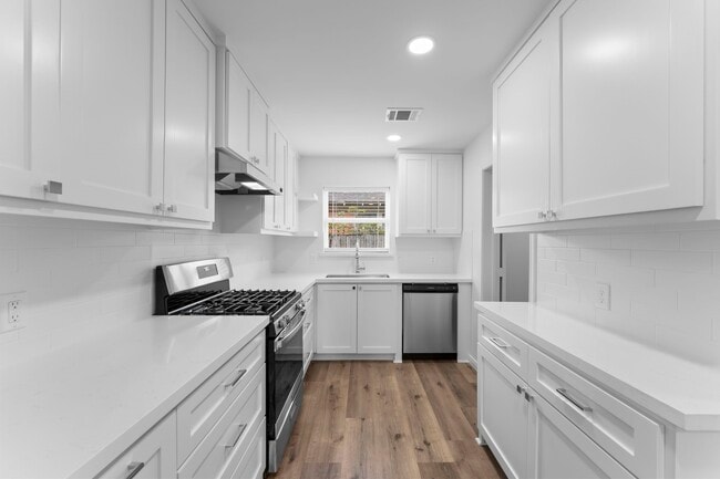 Photo - 1507 N Durham Dr