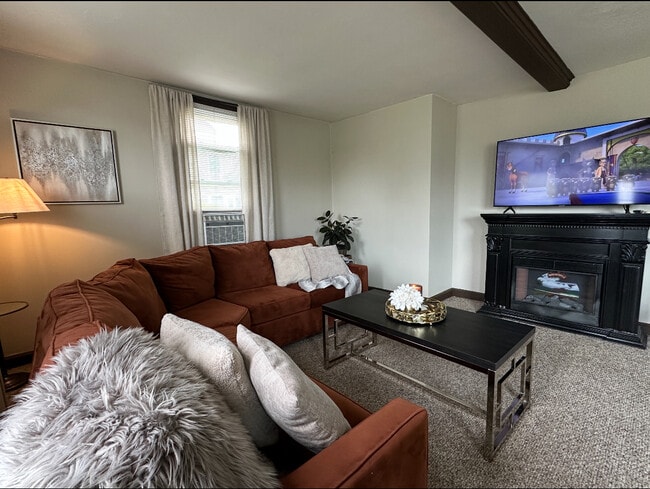 Photo - 161 N Main St Unit 1st Floor