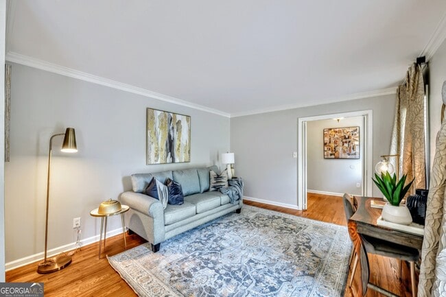 Photo - 801 Mockingbird Ln