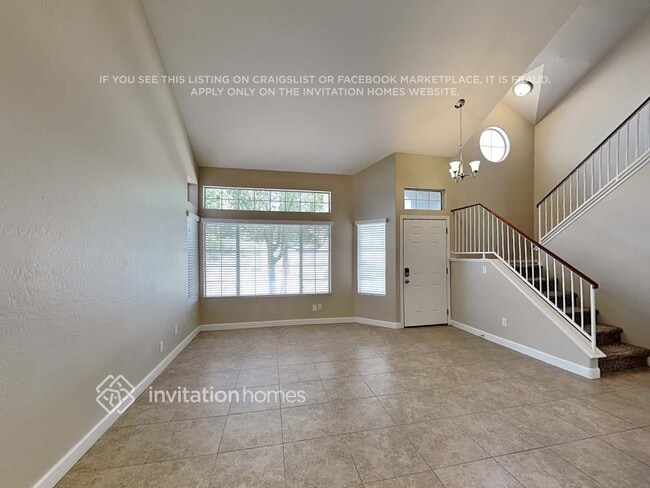 Photo - 1140 N Leoma Ln