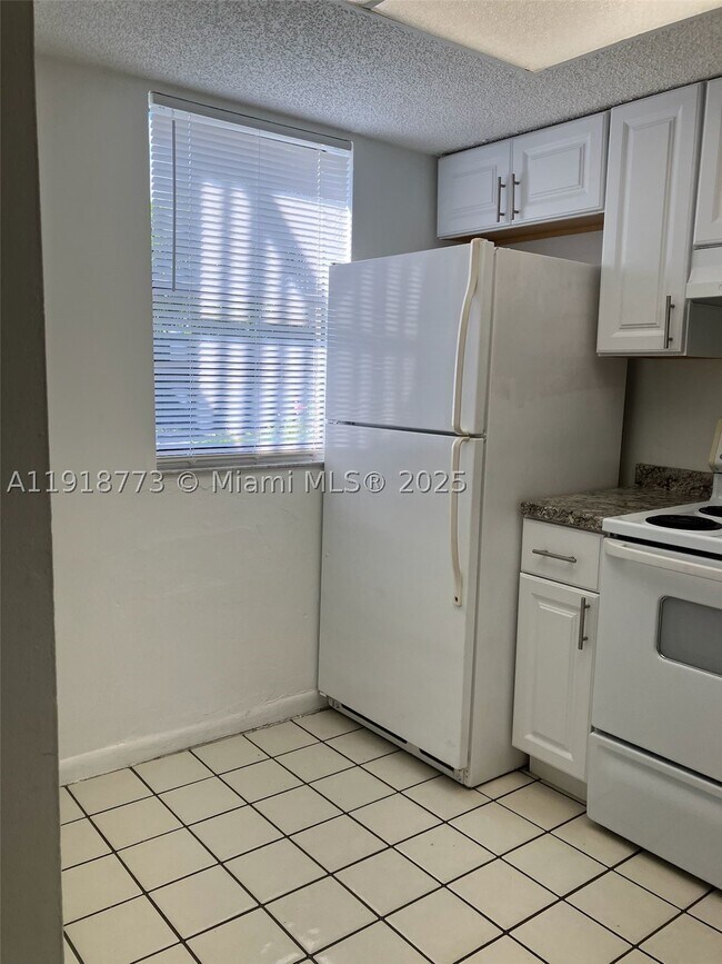 Photo - 5200 NW 31st Ave Unit 40