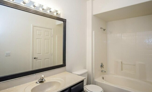 Photo - 7115 S Durango Dr Unit 201