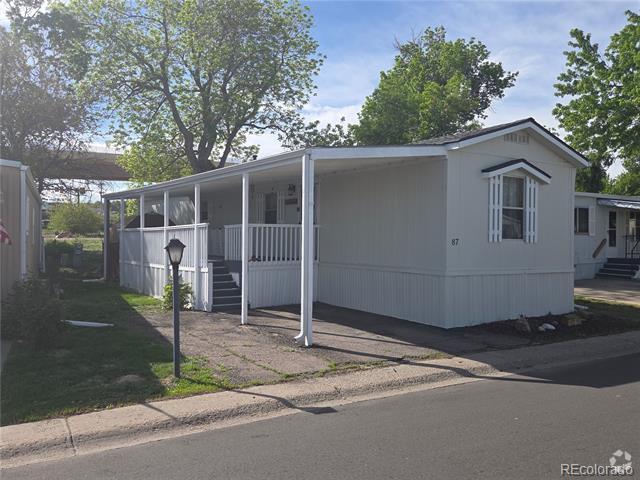 Building Photo - 8201 N Wolhurst Dr Rental