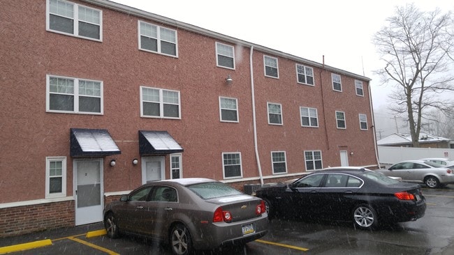 BUILDING REAR ELEVATION