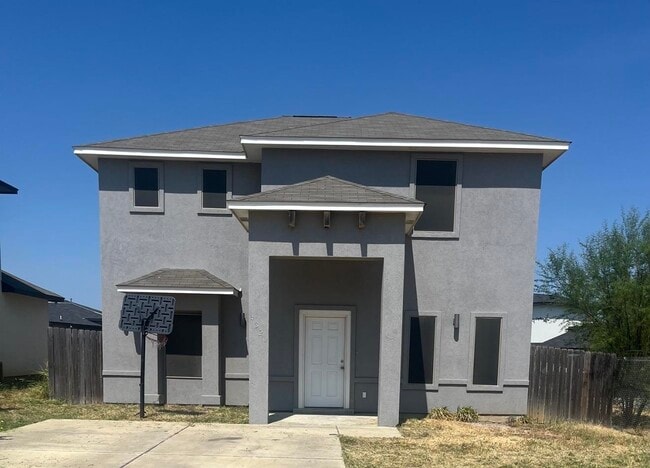Building Photo - 4320 Dorothy Dr