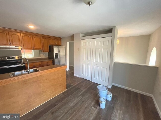 Photo - 9817 Rainleaf Ct