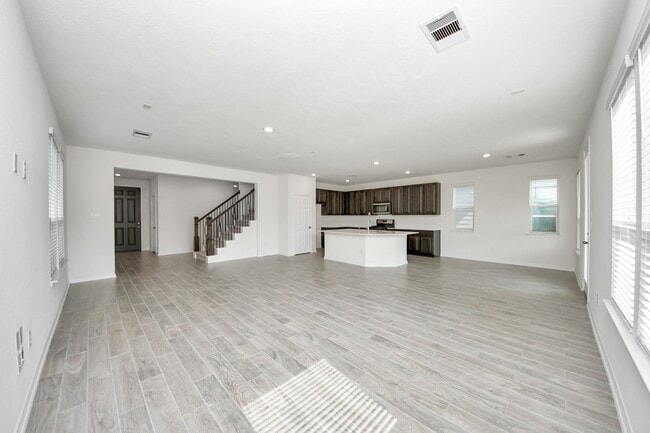 Building Photo - 17310 Rock Willow Ln