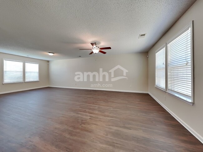 Photo - 7 Copperleaf Ct